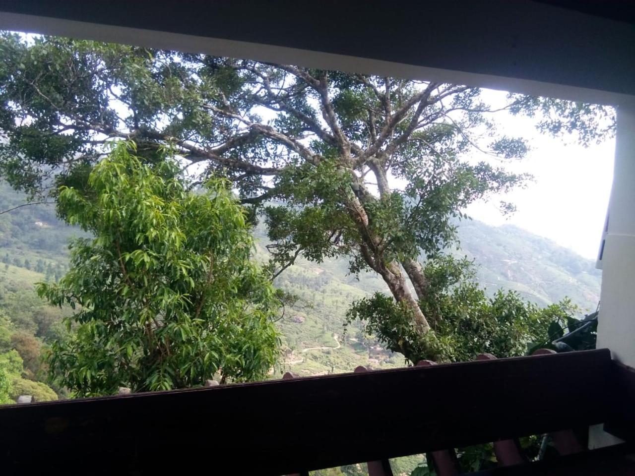Bed and Breakfast Holly Hock Munnar Exteriér fotografie